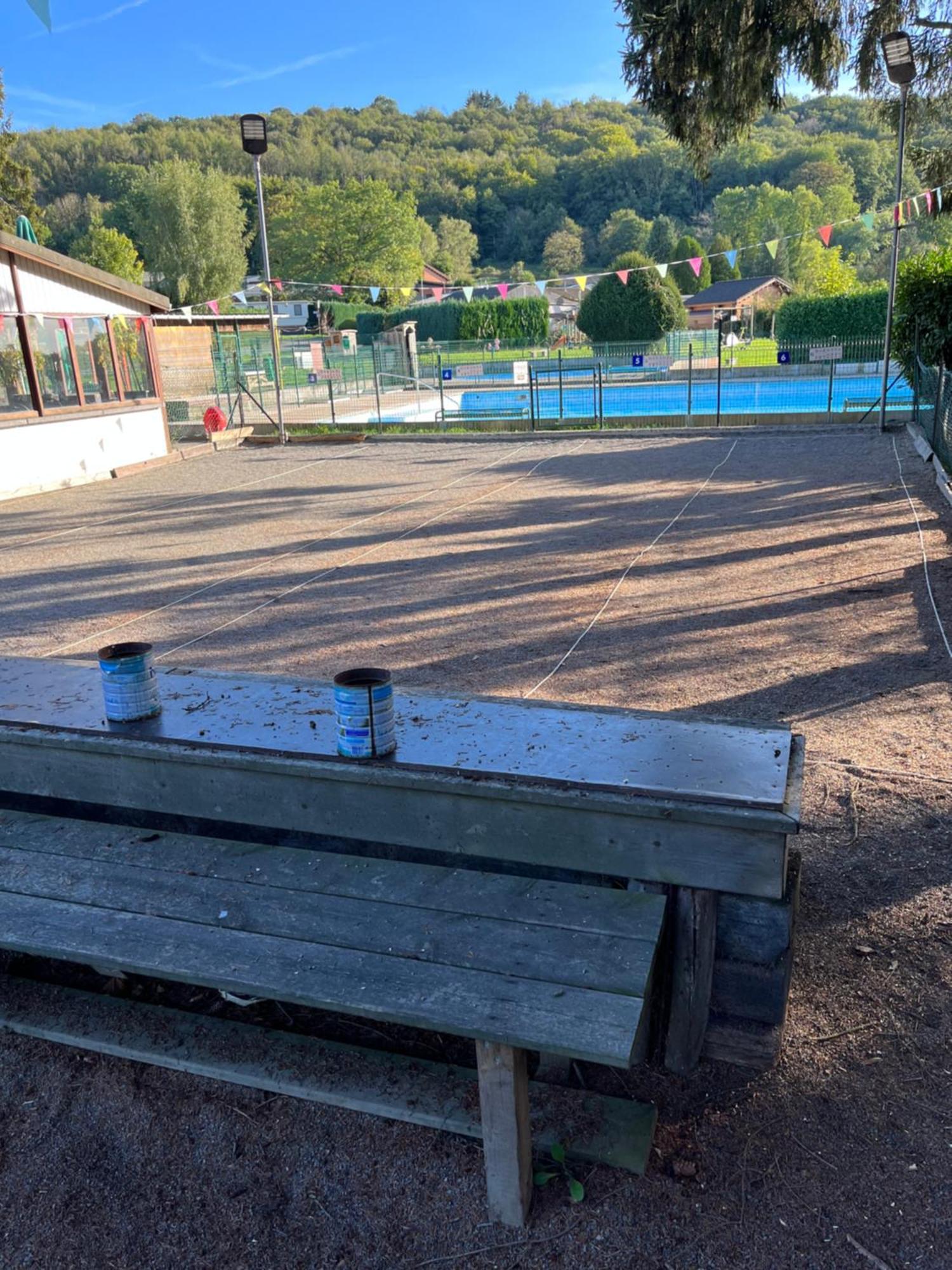 Chalet Charmant Monika Avec Piscine Yvoir المظهر الخارجي الصورة