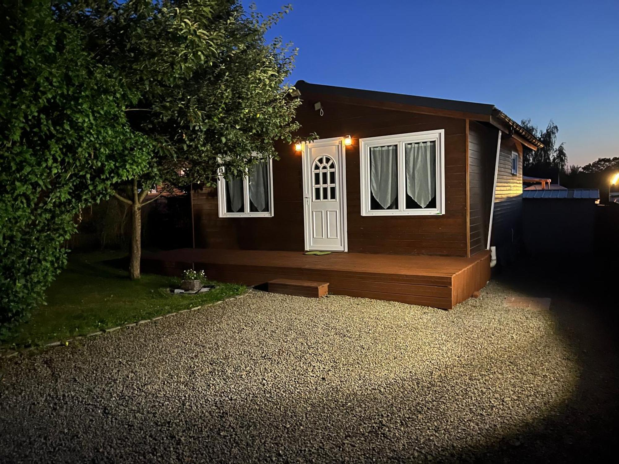 Chalet Charmant Monika Avec Piscine Yvoir المظهر الخارجي الصورة